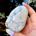 Load image into Gallery viewer, Howlite Freeform - Ruby's Minerals