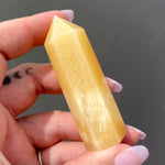 Load image into Gallery viewer, Yellow Calcite Point