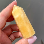 Load image into Gallery viewer, Yellow Calcite Point