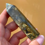Load image into Gallery viewer, Labradorite Point
