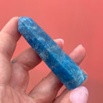 Load image into Gallery viewer, Blue Apatite Point