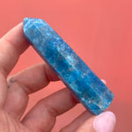 Load image into Gallery viewer, Blue Apatite Point