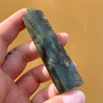 Load image into Gallery viewer, Labradorite Point