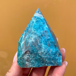 Load image into Gallery viewer, Blue Apatite Rough Point