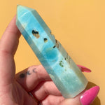 Load image into Gallery viewer, Blue Aragonite Point