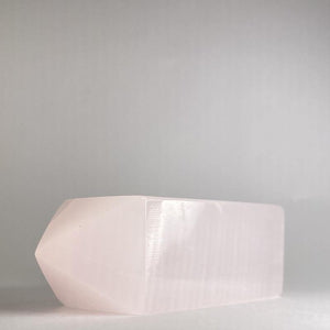 Mangano Calcite Point - Ruby's Minerals