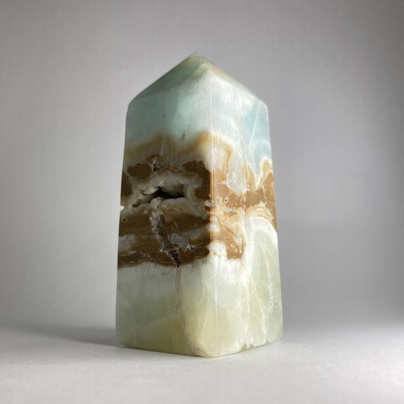 Caribbean Calcite Point - Ruby's Minerals