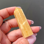 Load image into Gallery viewer, Yellow Calcite Point
