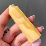 Load image into Gallery viewer, Yellow Calcite Point
