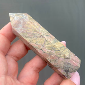 Rhodonite Point
