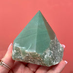 Load image into Gallery viewer, Aventurine Rough Point
